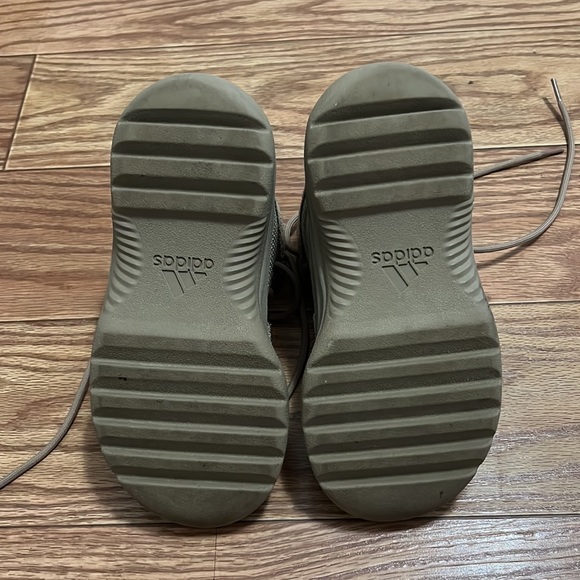 Yeezy Desert Boot “Rock” - Picture 2 of 6